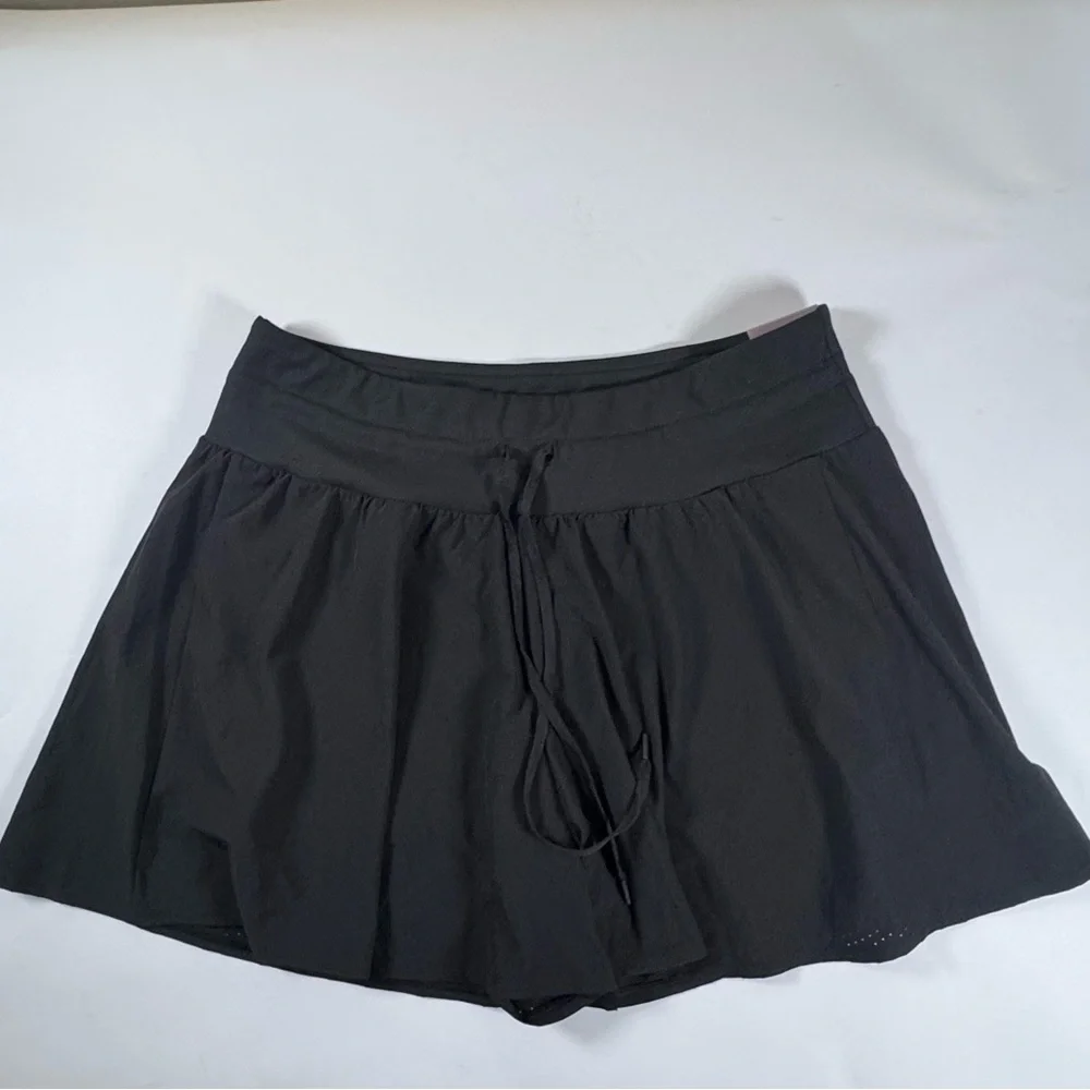NWT Calia High-Rise Performance Short - Black - Size Large - Picture 1 of 6